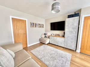 Photo 11- click for photo gallery